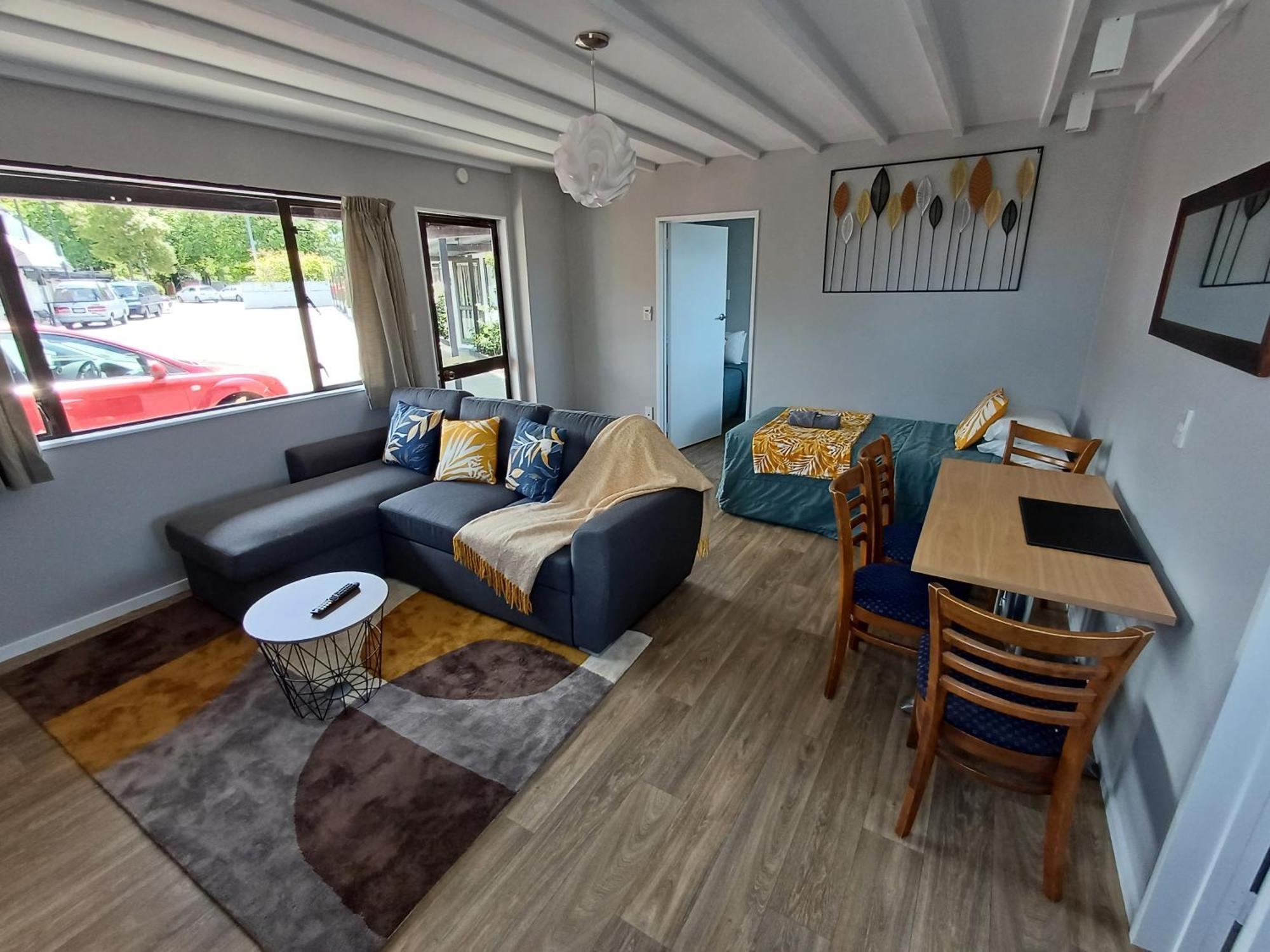 Gothic Heights Motel Christchurch Phòng bức ảnh