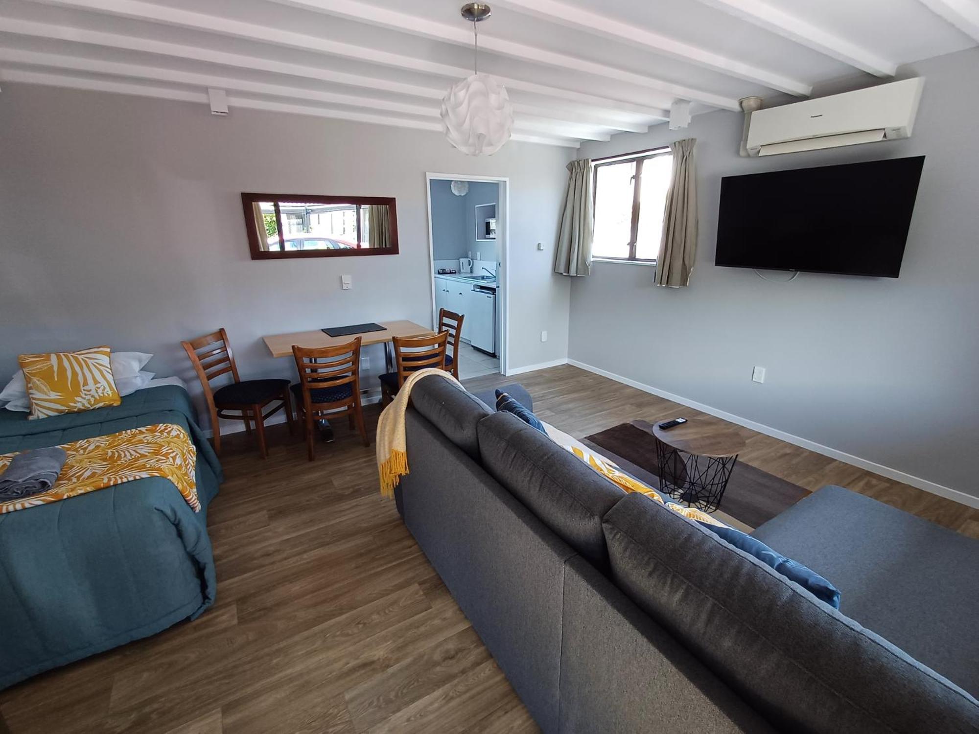 Gothic Heights Motel Christchurch Phòng bức ảnh