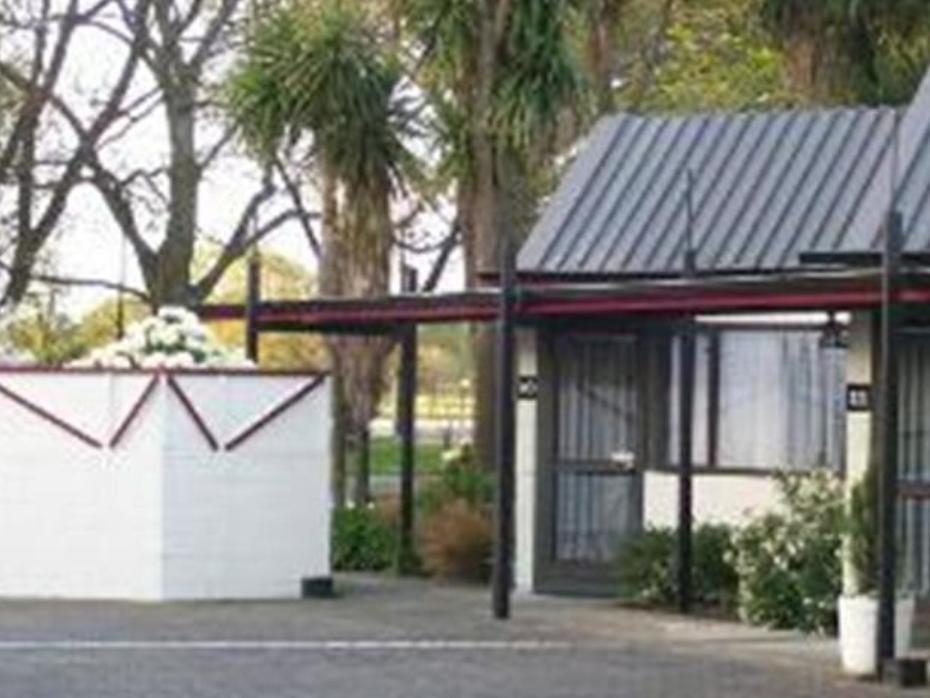 Gothic Heights Motel Christchurch Ngoại thất bức ảnh