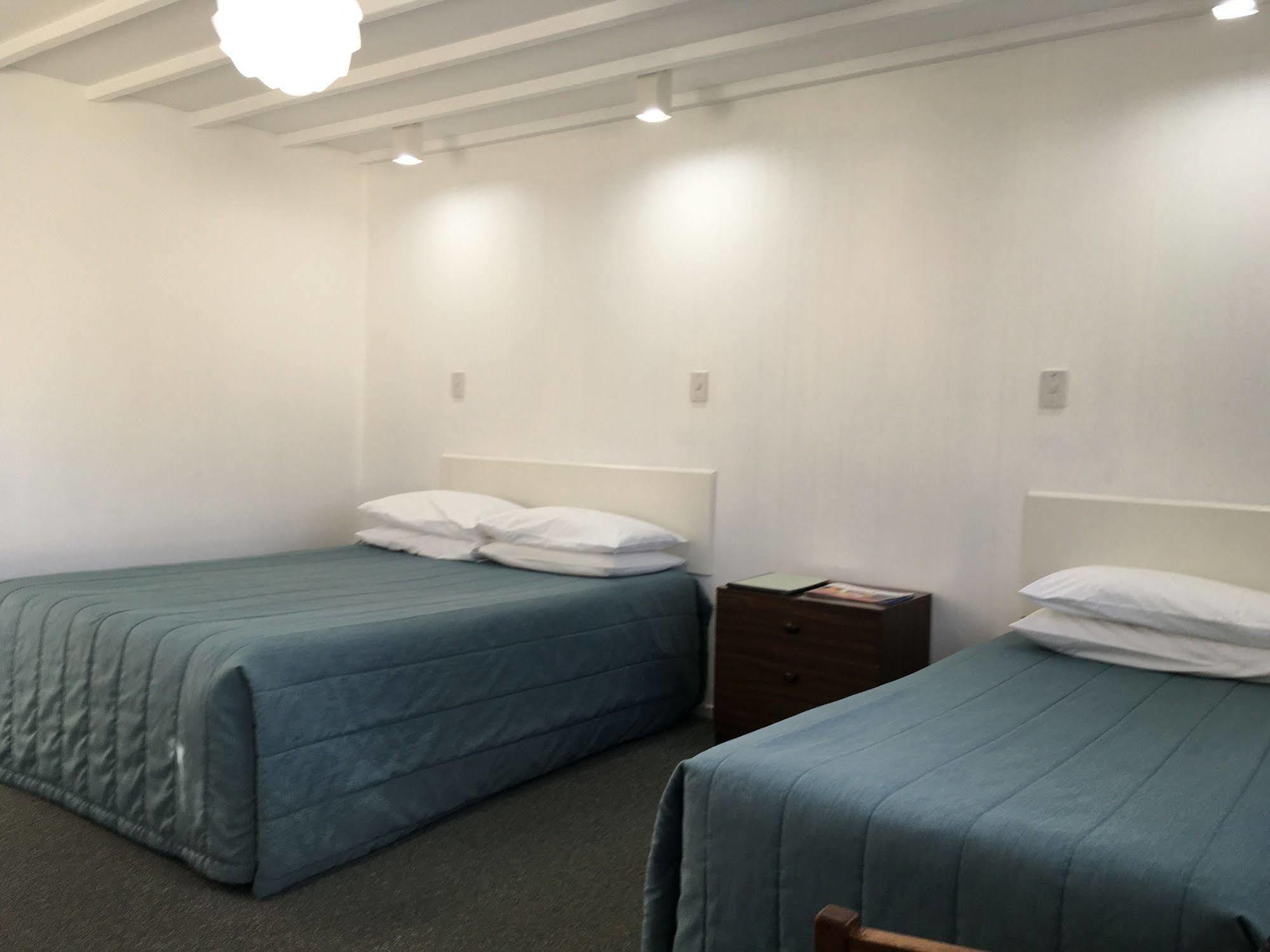 Gothic Heights Motel Christchurch Ngoại thất bức ảnh