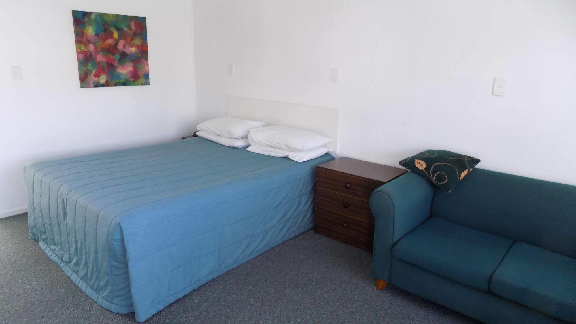 Gothic Heights Motel Christchurch Ngoại thất bức ảnh